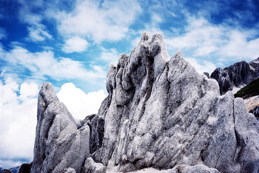 アルプスの山岳写真 ― 花崗岩のオブジェ ―