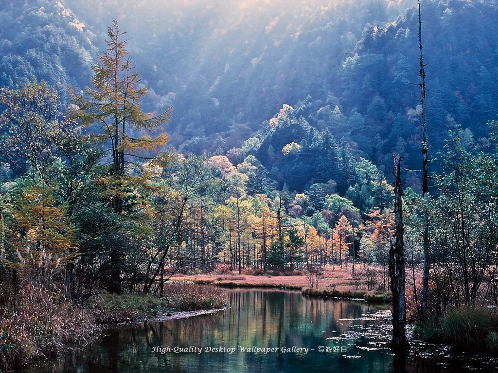 晩秋の田代池（上高地）の高画質・高解像度壁紙／Wallpaper of Kamikochi (1024×768)