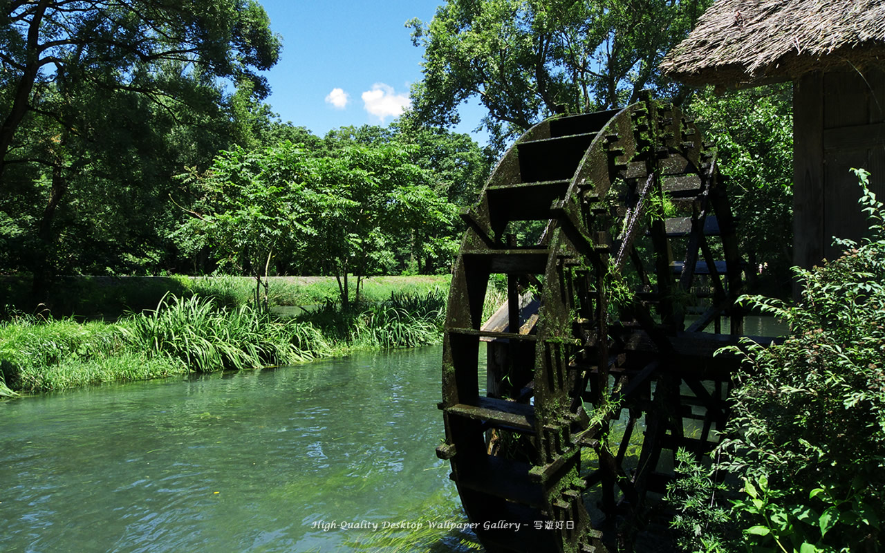 「川辺の水車」の壁紙/Wallpaper of Water Wheel in Shinshu (1280×800)