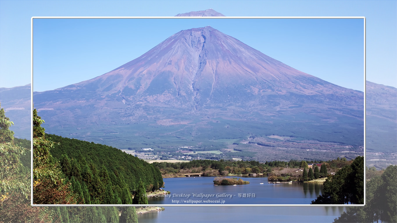 富士山の壁紙/Wallpaper of富士山初秋 in Fuji Lake Districti (1366×768)