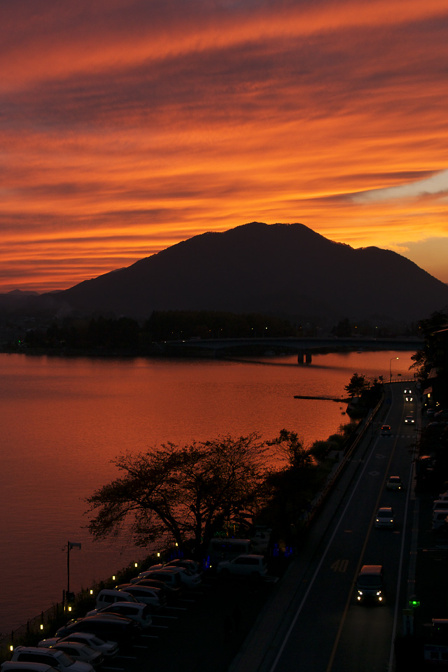 iPhone用高画質壁紙「河口湖夕景-Sunset」